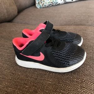 Black pink Nike toddler 7